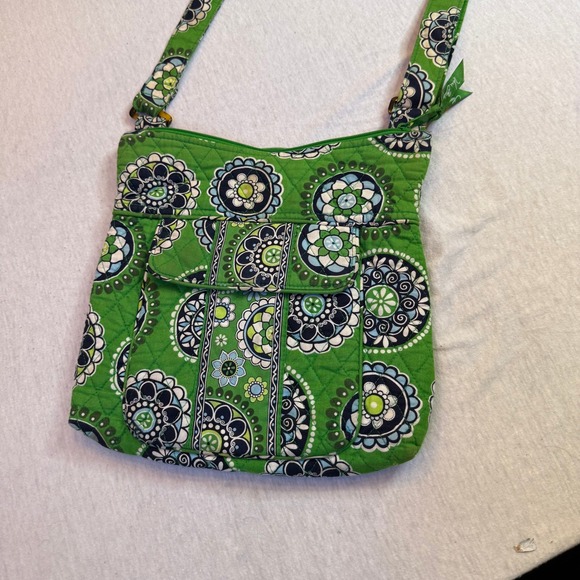 Vera Bradley Handbags - Vera Bradley Quilted Green‎ Mandala Crossbody Bag Adjustable Strap